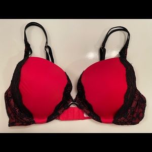 Sexy red padded bra with black lace So Sexy VS bra